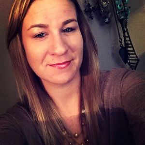 Meet your Posher, Lindsey